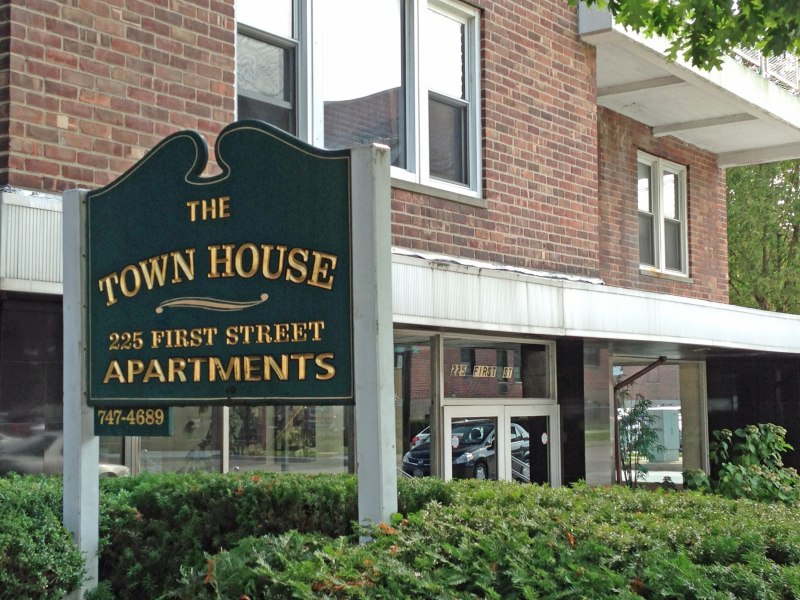 townhouse apartment